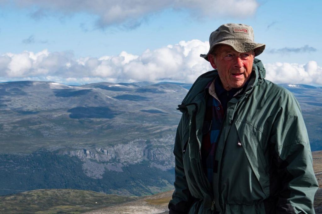 Reidar with the mountains of his youth behind him.